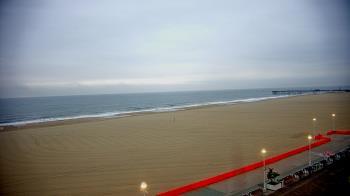 Weather camera view of Plim Plaza Hotel.