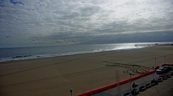 Weather camera view of Plim Plaza Hotel.