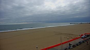 Weather camera view of Plim Plaza Hotel.