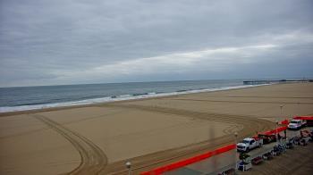 Weather camera view of Plim Plaza Hotel.