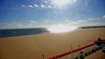 Weather camera view of Plim Plaza Hotel.