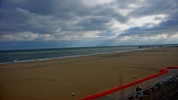 Weather camera view of Plim Plaza Hotel.