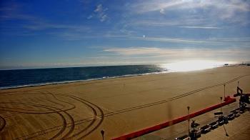 Weather camera view of Plim Plaza Hotel.