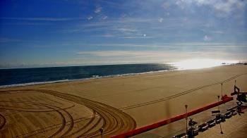 Weather camera view of Plim Plaza Hotel.