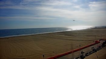 Weather camera view of Plim Plaza Hotel.