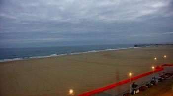 Weather camera view of Plim Plaza Hotel.