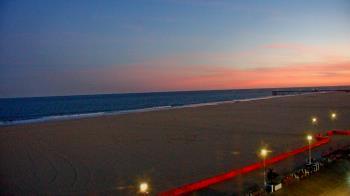 Weather camera view of Plim Plaza Hotel.