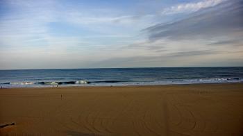 Weather camera view of Plim Plaza Hotel.