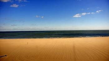 Weather camera view of Plim Plaza Hotel.