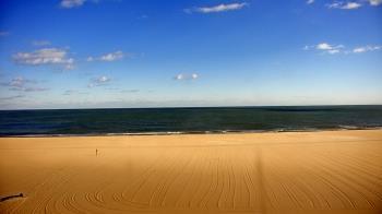 Weather camera view of Plim Plaza Hotel.