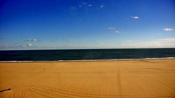 Weather camera view of Plim Plaza Hotel.