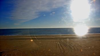 Weather camera view of Plim Plaza Hotel.