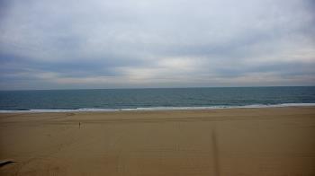 Weather camera view of Plim Plaza Hotel.