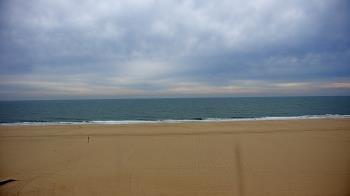 Weather camera view of Plim Plaza Hotel.