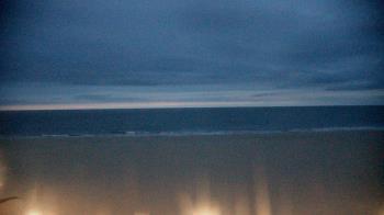 Weather camera view of Plim Plaza Hotel.