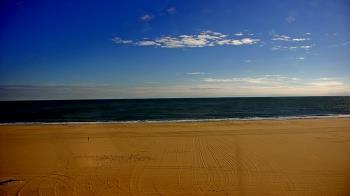 Weather camera view of Plim Plaza Hotel.