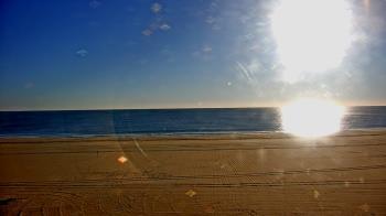 Weather camera view of Plim Plaza Hotel.