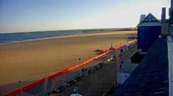 Weather camera view of Plim Plaza Hotel.