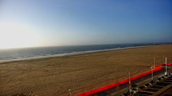 Weather camera view of Plim Plaza Hotel.