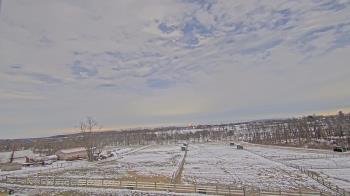 Weather camera view of Orchard Hill.