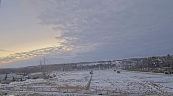 Weather camera view of Orchard Hill.