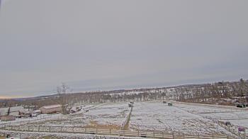 Weather camera view of Orchard Hill.