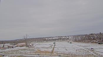 Weather camera view of Orchard Hill.