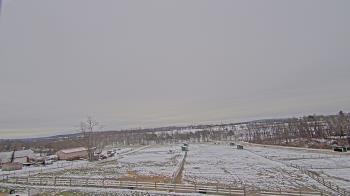 Weather camera view of Orchard Hill.