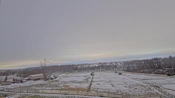 Weather camera view of Orchard Hill.