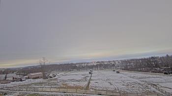 Weather camera view of Orchard Hill.