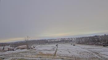 Weather camera view of Orchard Hill.