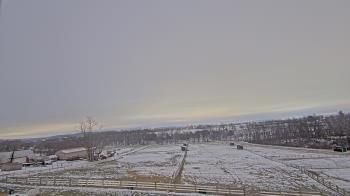 Weather camera view of Orchard Hill.