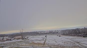 Weather camera view of Orchard Hill.