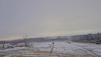 Weather camera view of Orchard Hill.