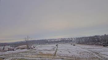 Weather camera view of Orchard Hill.