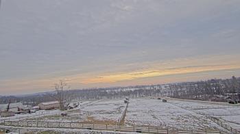 Weather camera view of Orchard Hill.