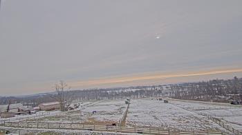 Weather camera view of Orchard Hill.