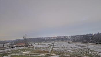 Weather camera view of Orchard Hill.