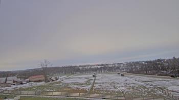 Weather camera view of Orchard Hill.