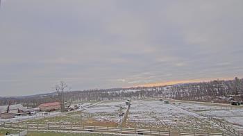 Weather camera view of Orchard Hill.