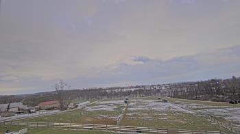 Weather camera view of Orchard Hill.