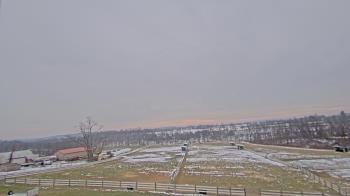 Weather camera view of Orchard Hill.