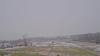 Weather camera view of Orchard Hill.