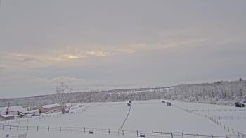 Weather camera view of Orchard Hill.