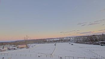 Weather camera view of Orchard Hill.
