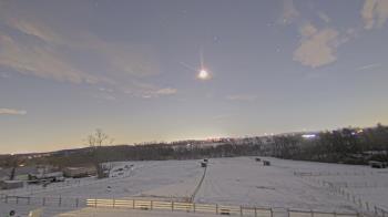 Weather camera view of Orchard Hill.