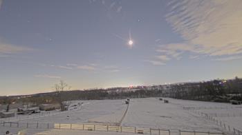 Weather camera view of Orchard Hill.