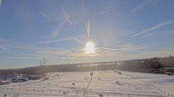 Weather camera view of Orchard Hill.