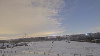 Weather camera view of Orchard Hill.