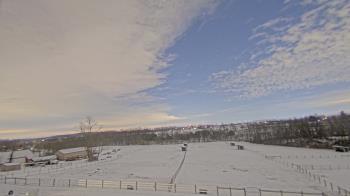 Weather camera view of Orchard Hill.